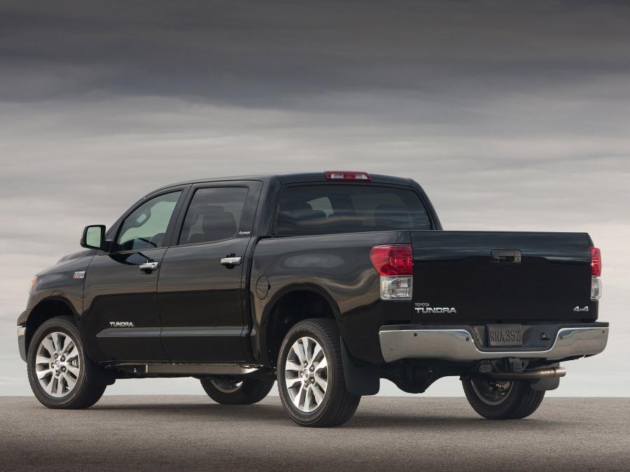  Toyota Tundra CrewMax Platinum Package 2009 года  (фото 15 из 23)